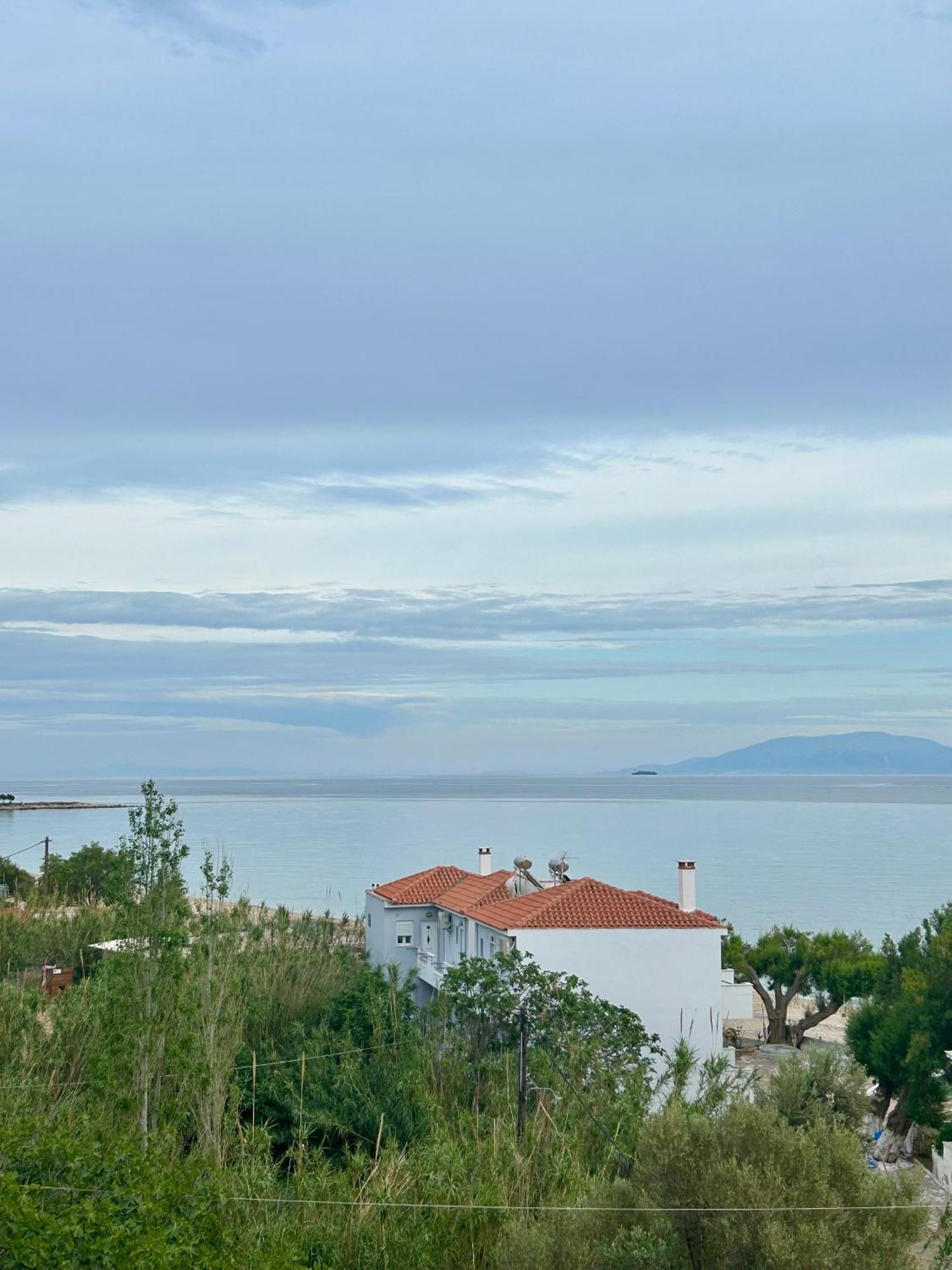Ocean View Studios And Luxury Rooms Plomari Exterior foto